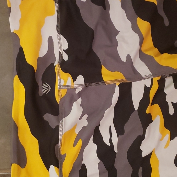 Forever 21 Workout leggings - Picture 3 of 3